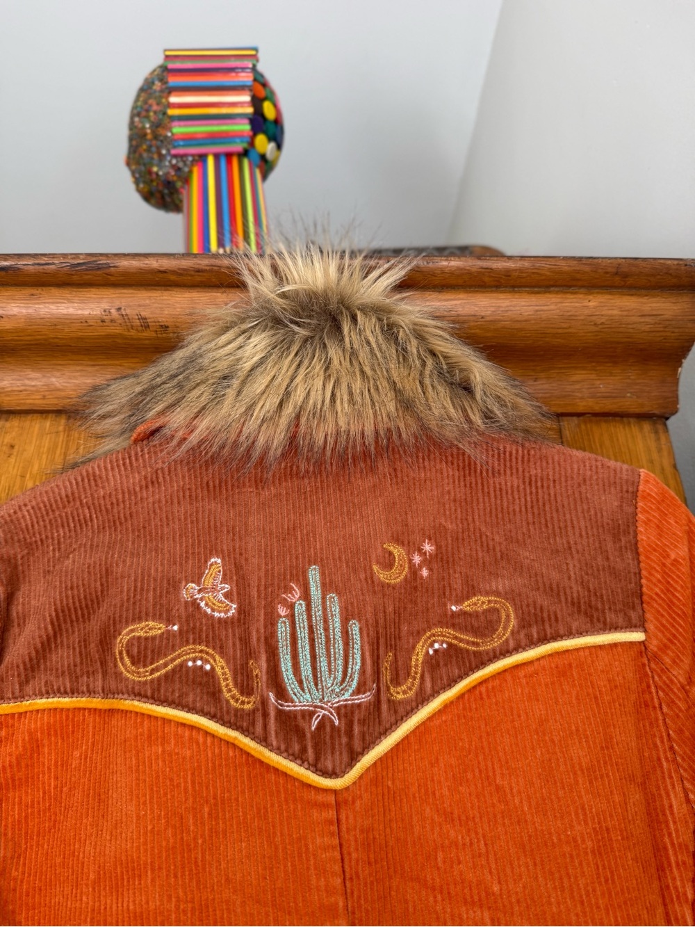 Arizona Designer-Rodeo Orange Corduroy Coat w/ Faux Fur Detachable Collar - Picture 3 of 13